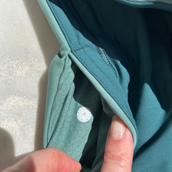 NEW lululemon Wake & Train Tight 28" - Picture 8 of 10